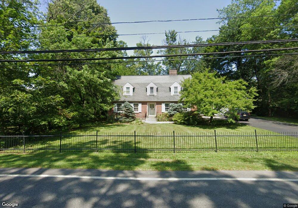 1013 Rosendale Rd, Schenectady, NY 12309 - photo 1