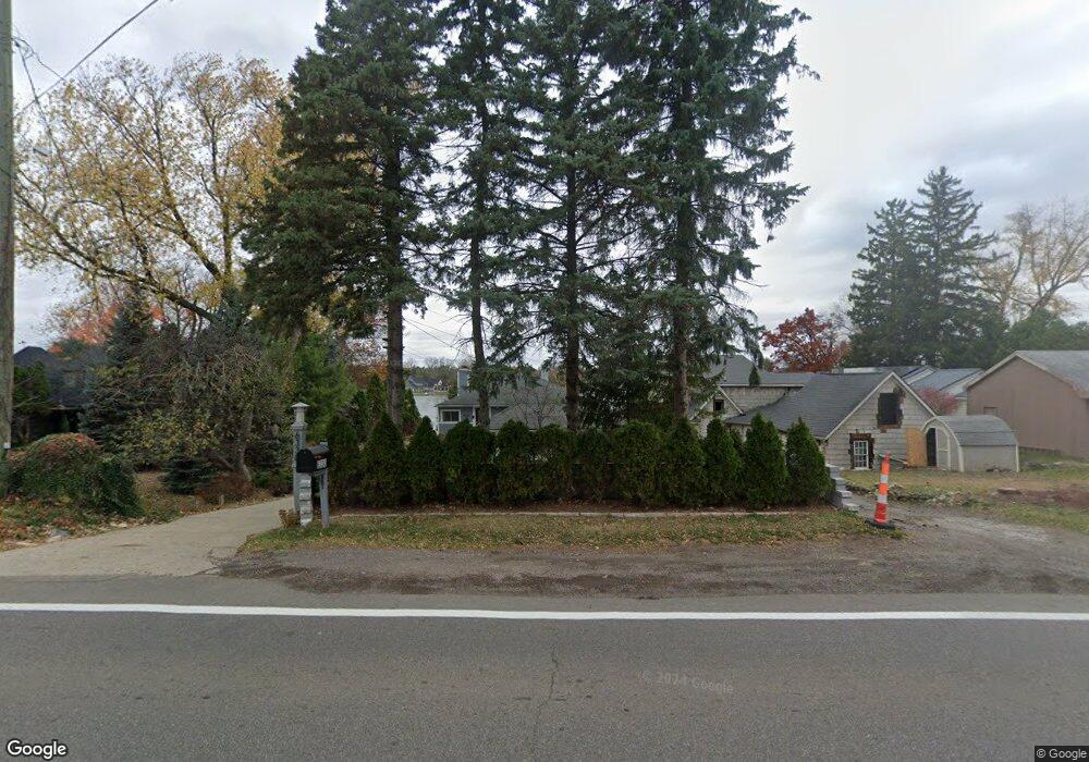 6330 Commerce Rd, West Bloomfield, MI 48324 - photo 1