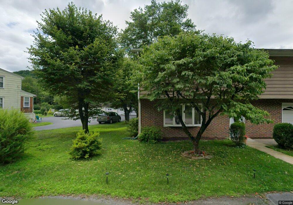 8 10 Trolley St, Cumbola, PA 17930 - photo 1