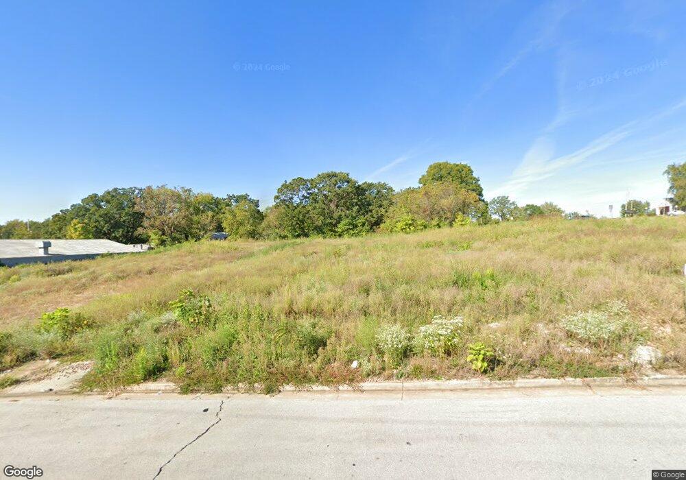 210 S Spilman Ave, Rolla, MO 65401 - photo 1