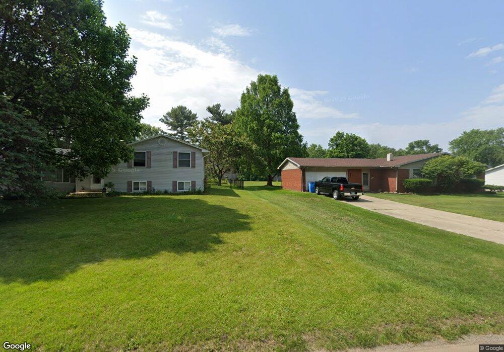 18332 Clairmont Dr, South Bend, IN 46637 - photo 1