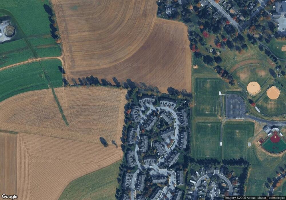 222 Fieldcrest Ln, Ephrata, PA 17522 - photo 1