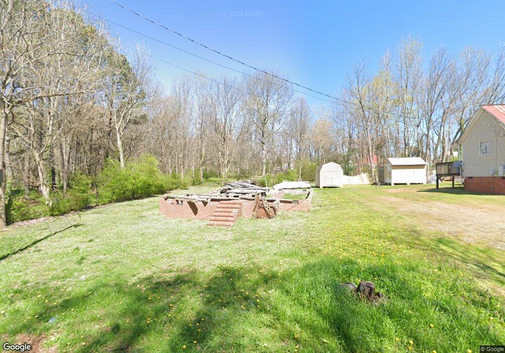 206 Craven St, Siler City, NC 27344 - photo 1