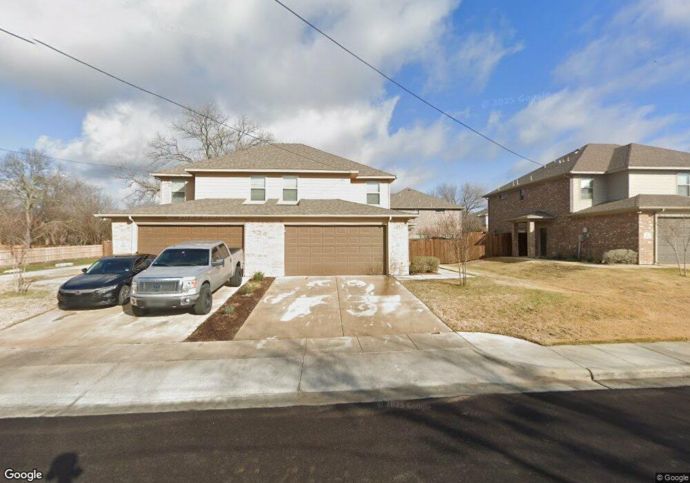 811 Jameson St, Weatherford, TX 76086 - photo 1
