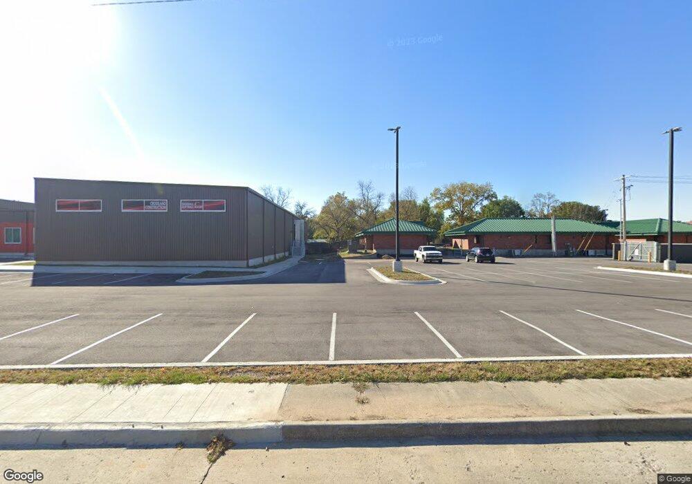 1212 Main St, Parsons, KS 67357 - photo 1