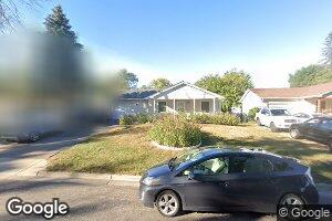 907 15th St, Newport, MN 55055