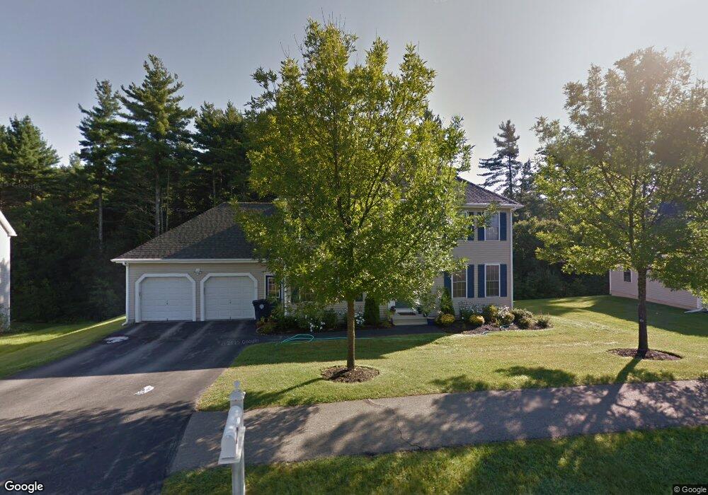 10 Hollyhock Ave, Nashua, NH 03062 - photo 1