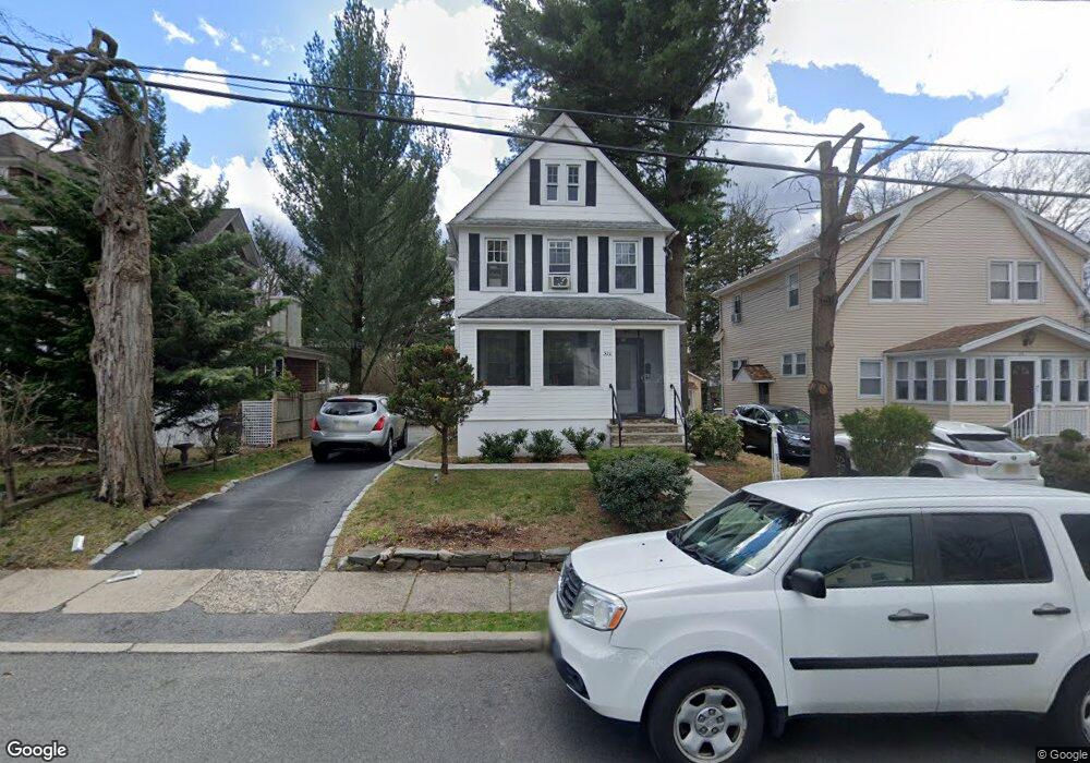 320 Harold Ave, Leonia, NJ 07605 - photo 1