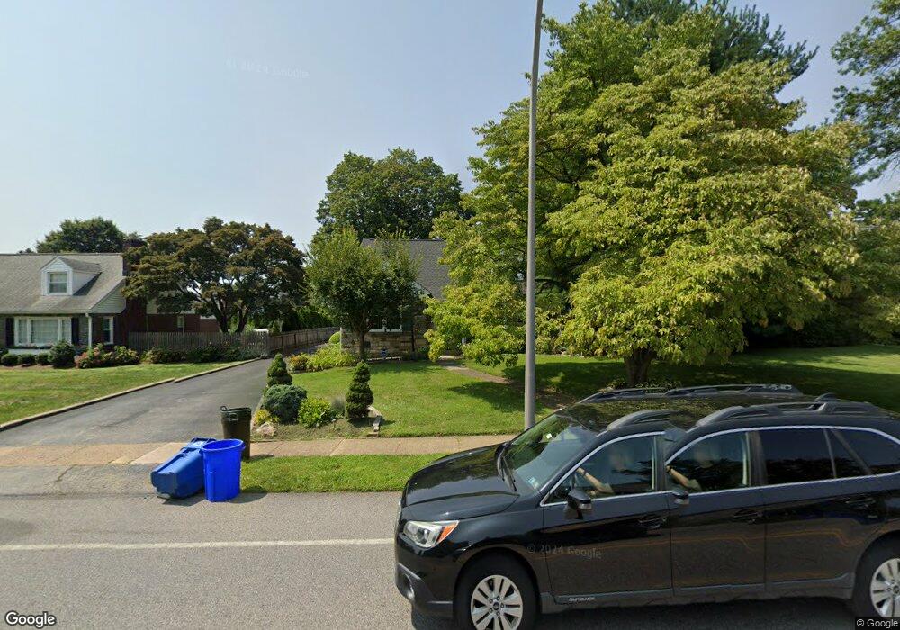 208 N Drexel Ave, Havertown, PA 19083 - photo 1