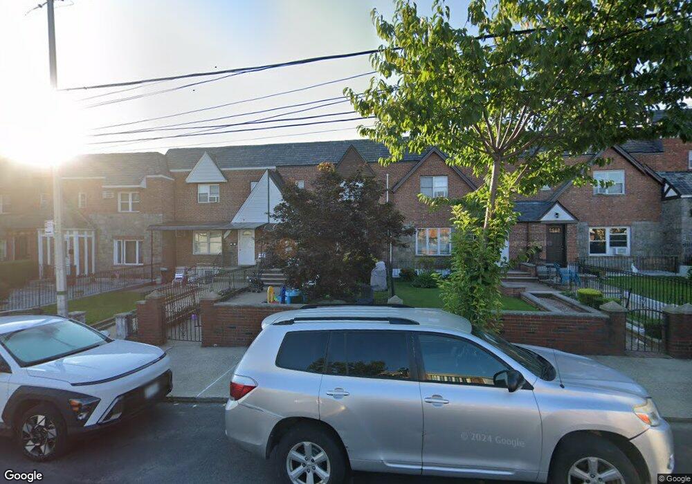 2009 33rd St, Astoria, NY 11105 - photo 1