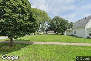 400 E 1st St, Mechanicsville, IA 52306