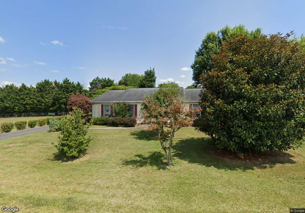 505 Hill Top Dr, Moorefield, WV 26836 - photo 1