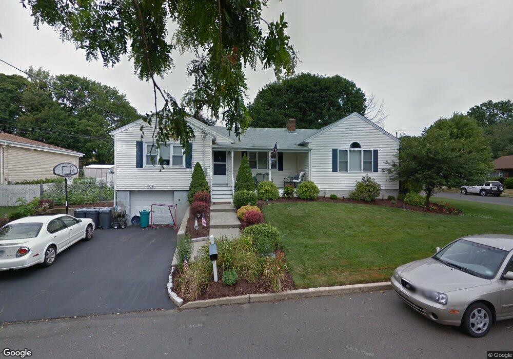 54 Nashawena Ave, West Haven, CT 06516 - photo 1