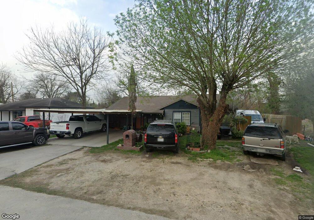 169 E Witcher Ln, Houston, TX 77076 - photo 1