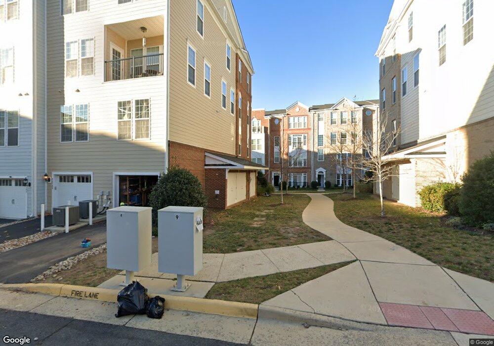 42779 Burrell Square unit UPPER, Ashburn, VA 20147 - photo 1