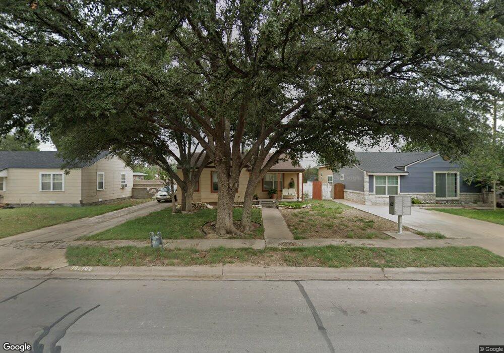 702 W Nobles Ave, Midland, TX 79701 - photo 1