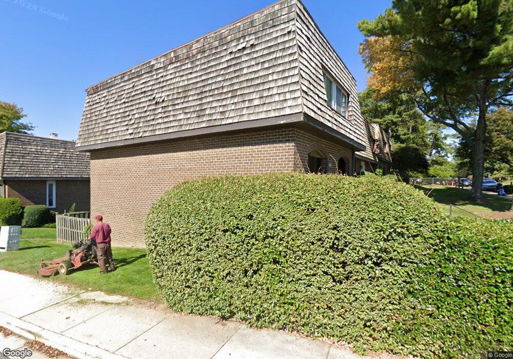 318 W Deer Park Rd unit 1A, Gaithersburg, MD 20877 - photo 1