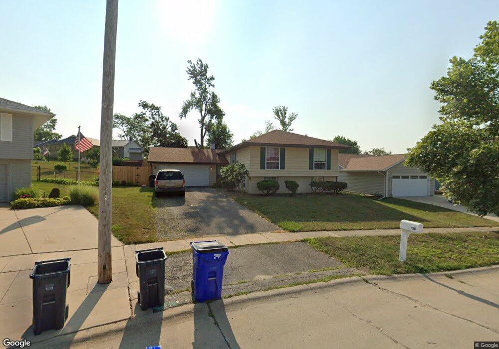 635 Concord Ln NW, Cedar Rapids, IA 52405 - photo 1