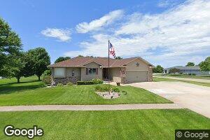 1515 Hillcrest Dr, Juniata, NE 68955