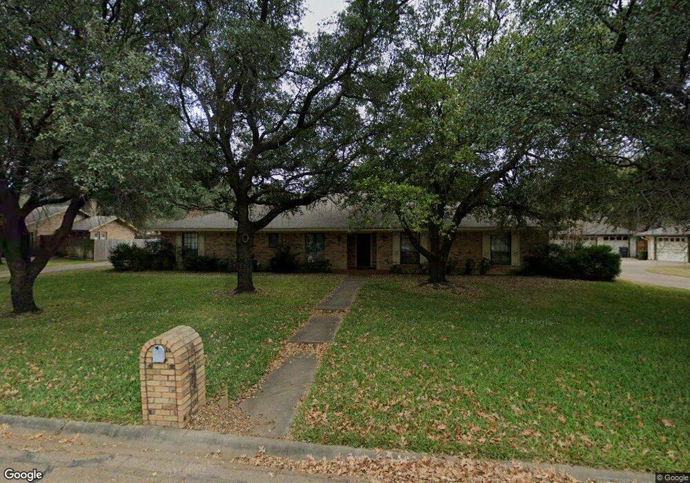 608 Hyde Park Blvd, Cleburne, TX 76033 - photo 1