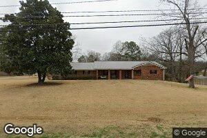 207 N Main St, Pontotoc, MI 38863
