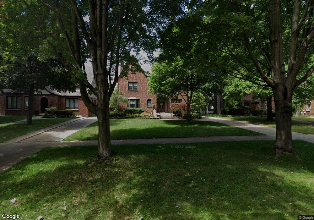 1315 Yorkshire Rd, Grosse Pointe Park, MI 48230 - photo 1