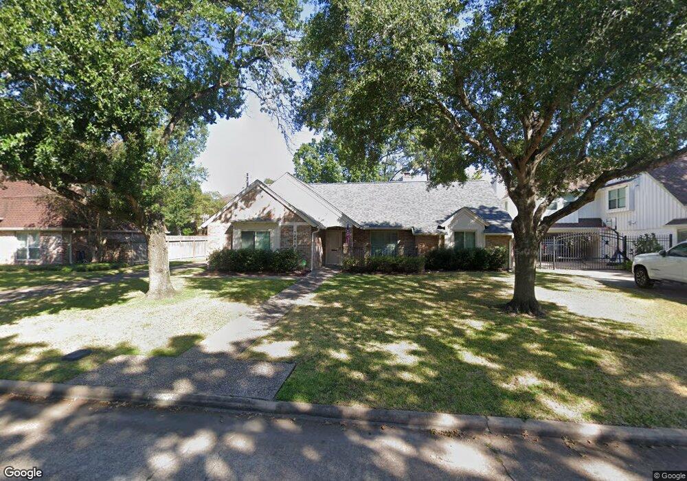 13310 Havershire Ln, Houston, TX 77079 - photo 1