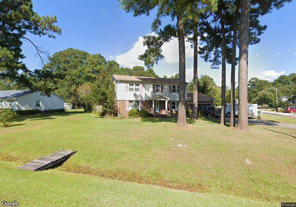 400 Scotsdale Dr, Jacksonville, NC 28546 - photo 1