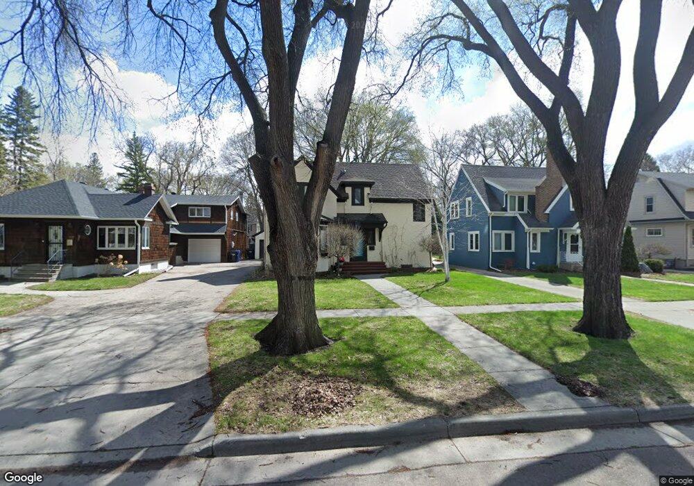 1422 9th St S, Fargo, ND 58103 - photo 1