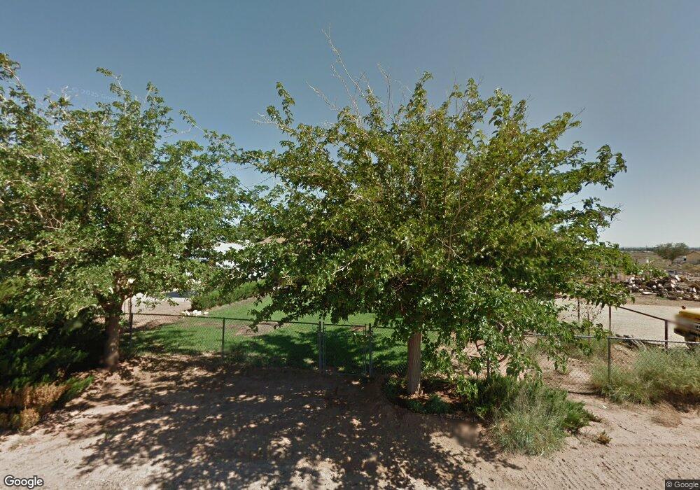 2300 Mountain Dr, Winslow, AZ 86047 - photo 1