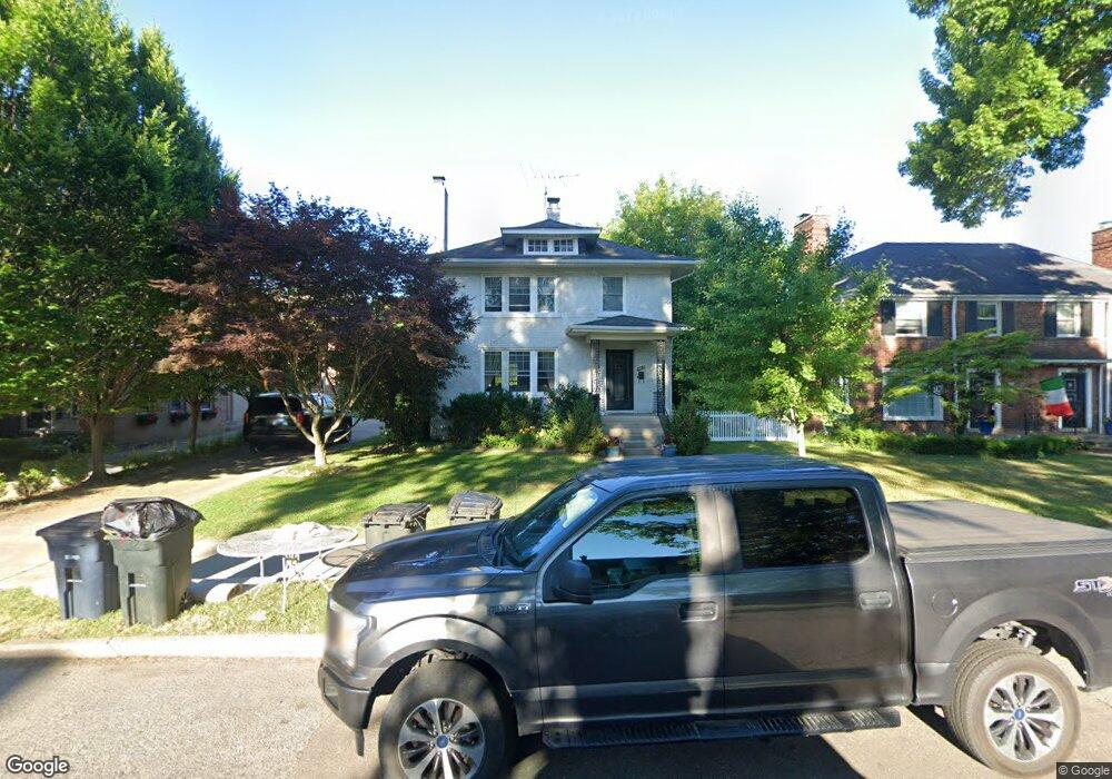 407 Neff Rd, Grosse Pointe, MI 48230 - photo 1