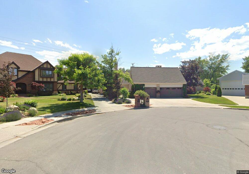 8176 S Old Coventry Cir, Sandy, UT 84093 - photo 1