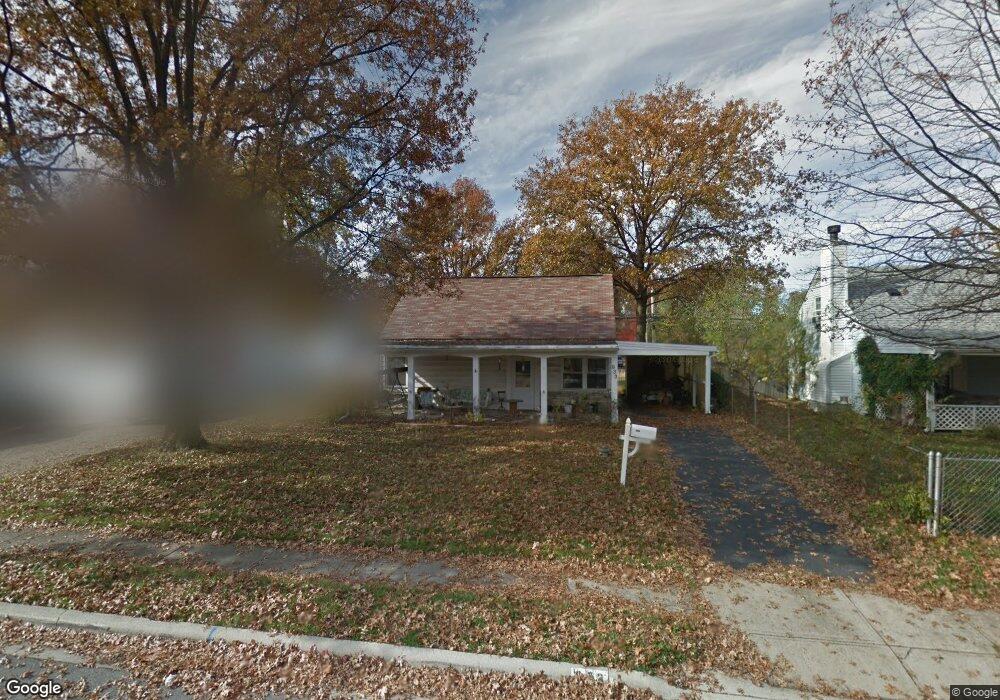 933 Exeter Rd, Columbus, OH 43213 - photo 1