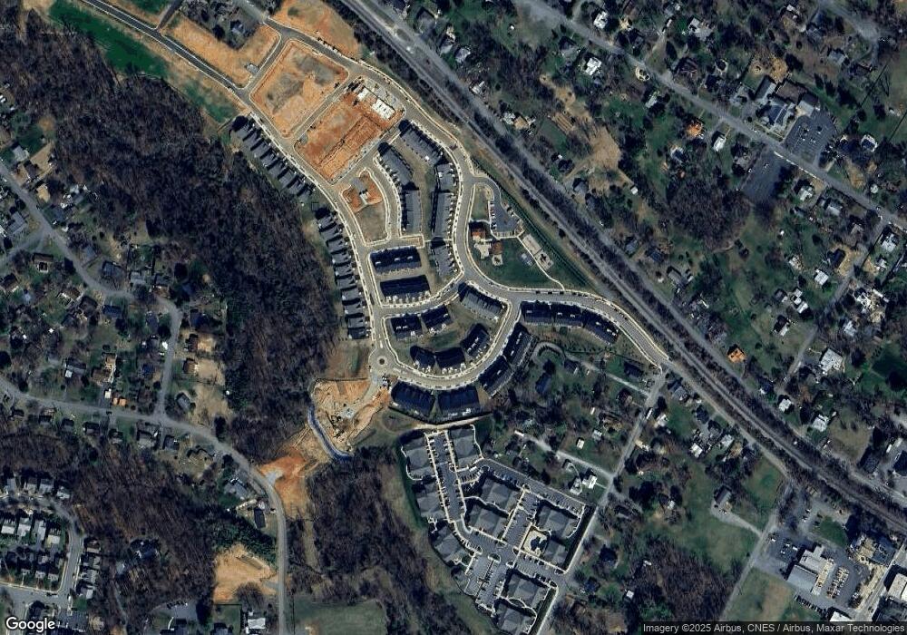 4524 Dupree St, Crozet, VA 22932 - photo 1