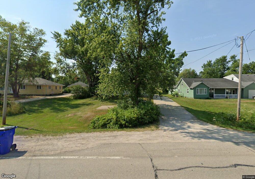 3845 F Ave NW, Cedar Rapids, IA 52405 - photo 1