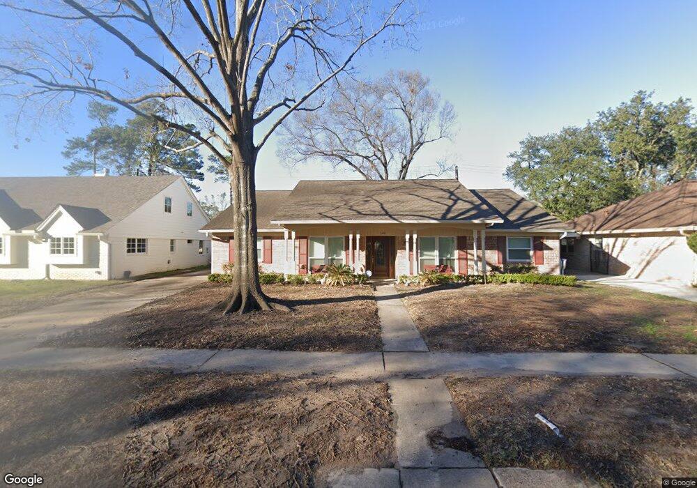 1058 Cheshire Ln, Houston, TX 77018 - photo 1