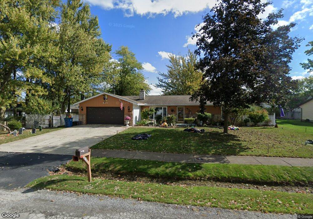 615 Kenilworth Ave, Sheffield Lake, OH 44054 - photo 1