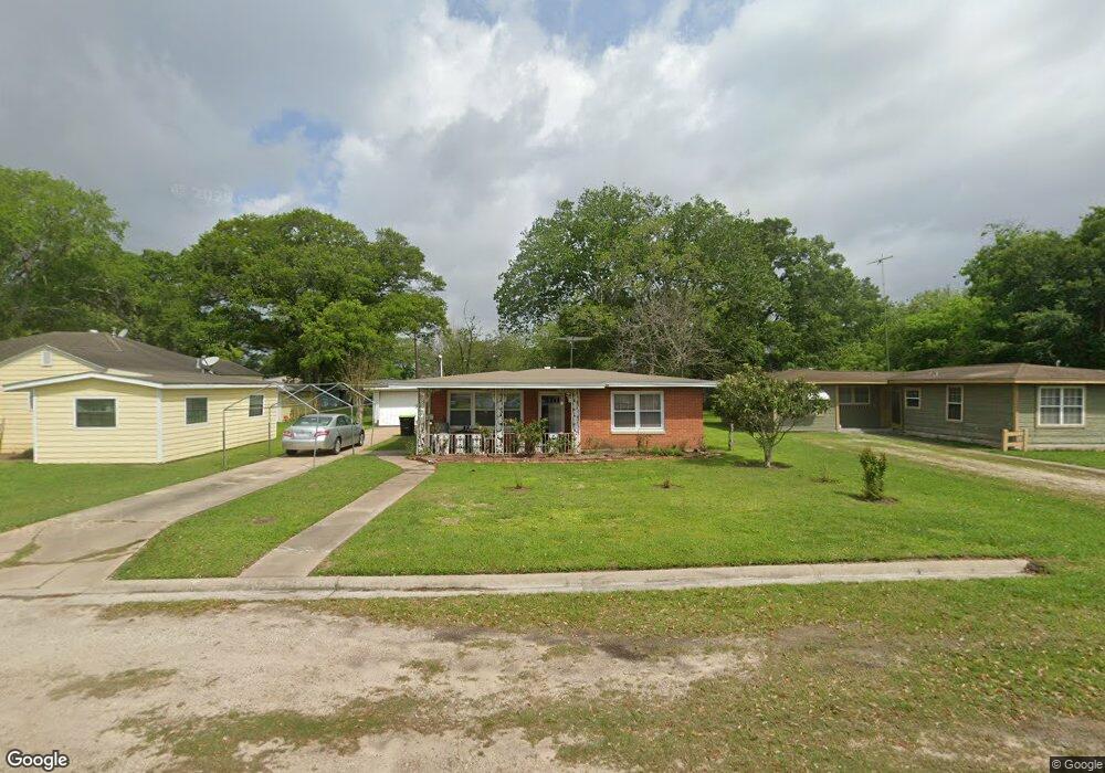 3105 8th St, Bay City, TX 77414 - photo 1