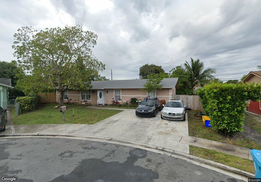 2761 NE 5th Ct, Boynton Beach, FL 33435 - photo 1