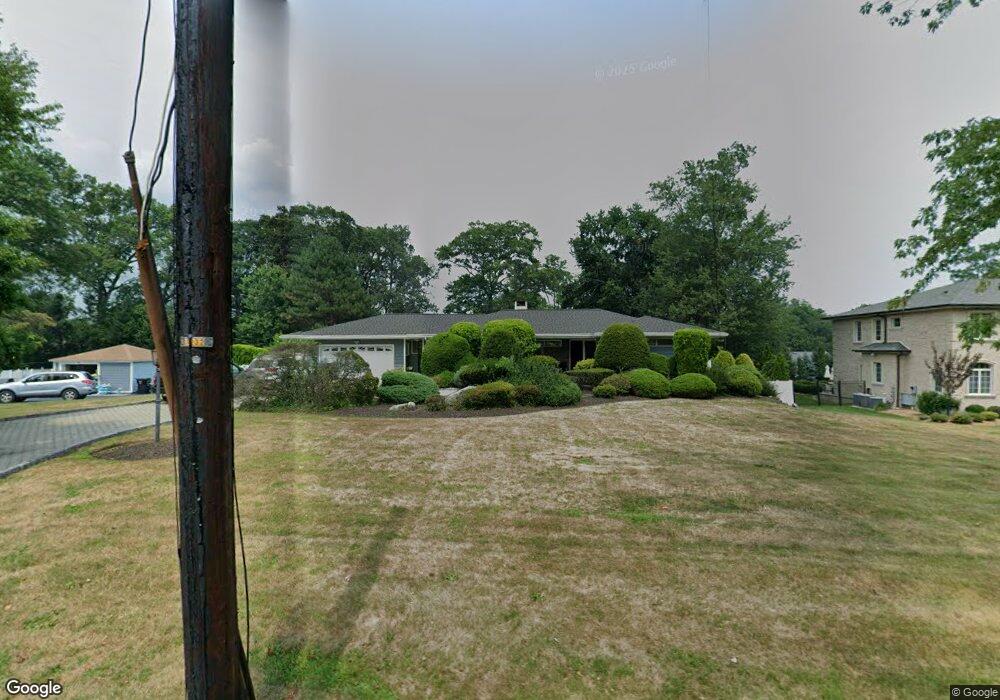 191 Midwood Rd, Paramus, NJ 07652 - photo 1