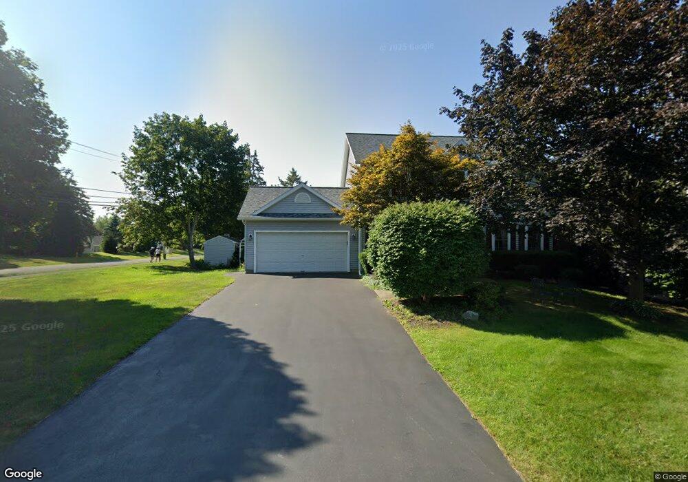 4 Harwick Dr, Glenmont, NY 12077 - photo 1