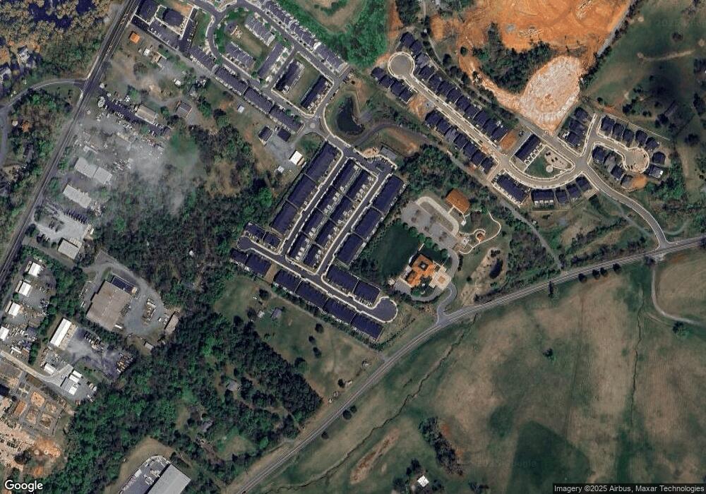 3431 Montague St unit 51, Charlottesville, VA 22902 - photo 1