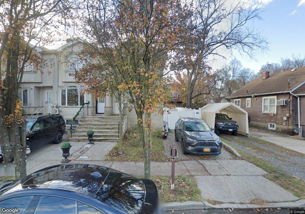 80 Poplar Ave unit B, Staten Island, NY 10309 - photo 1