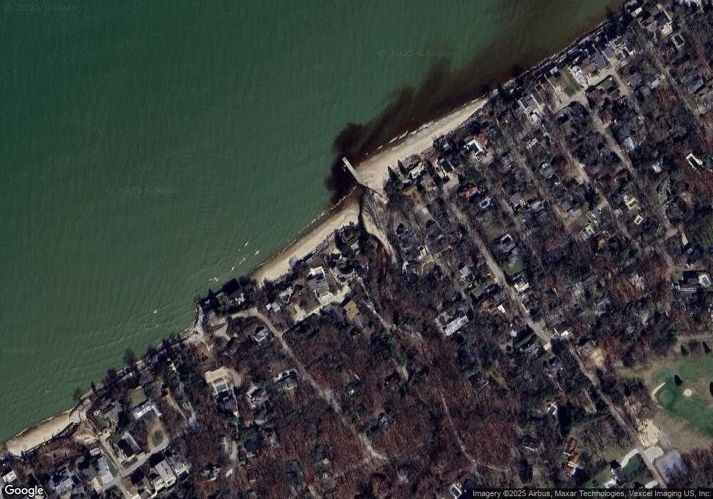 19279 Parkview Dr, New Buffalo, MI 49117 - photo 1