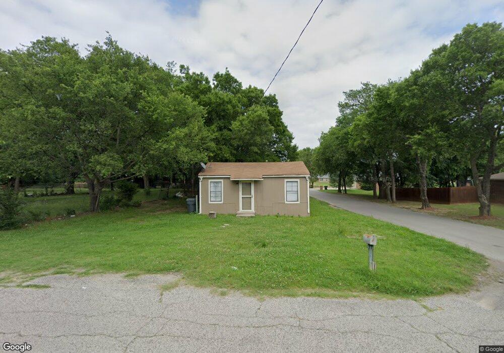 1032 G St SW, Ardmore, OK 73401 - photo 1