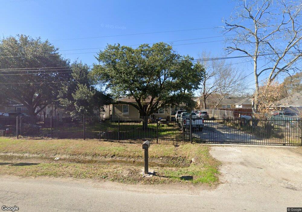 11405 Exeter St, Houston, TX 77093 - photo 1