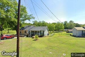 1640 White Dr, Bessemer, AL 35023