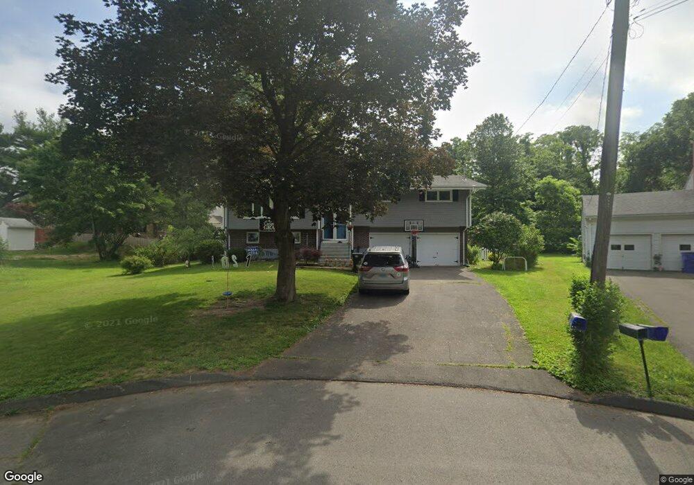 12 Crestview Cir, West Hartford, CT 06117 - photo 1