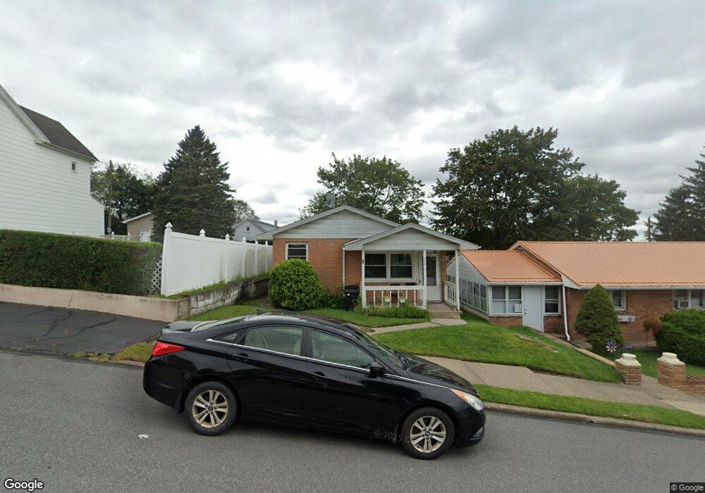 750 N Laurel St, Hazleton, PA 18201 - photo 1