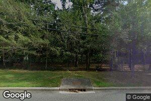 125 Wheatley Rd, Old Westbury, NY 11568